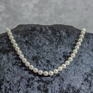 VINTAGE Faux Pearl Single Strand Knotted Necklace 17" long